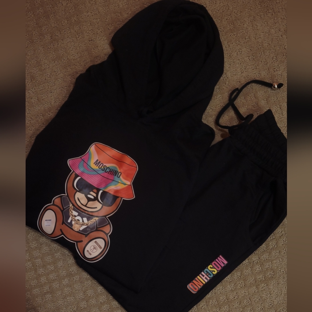 Moschino sweatsuit